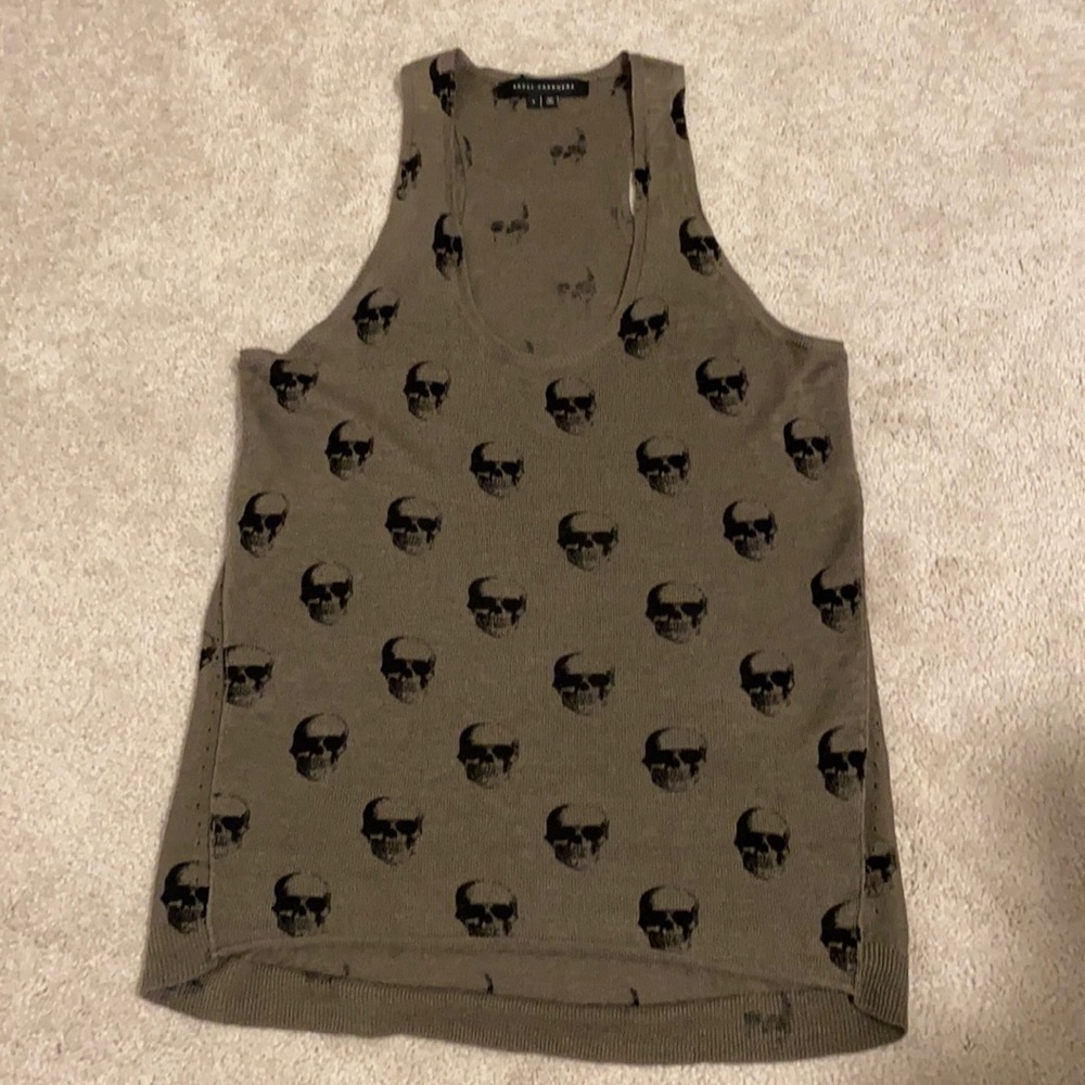 SOLD ⭐️⭐️ SOLD BNWOT tank